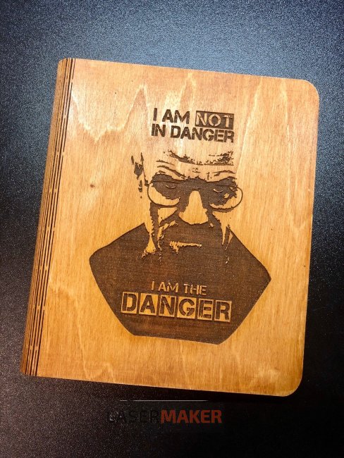 Блокнот из дерева - BrBa (I AM THE DANGER) Блокнот из дерева - BrBa (I AM THE DANGER)