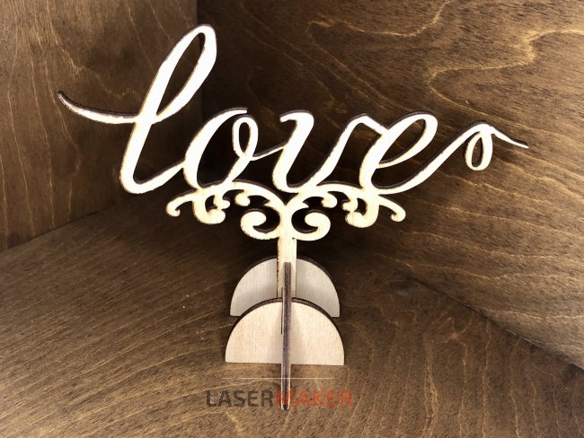 Топпер - LOVE с вензелем